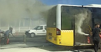 Haliç Köprüsü'nde metrobüs yangını