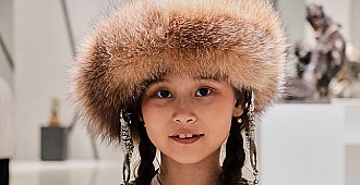 Kazakistan'da yöresel kıyafetler…