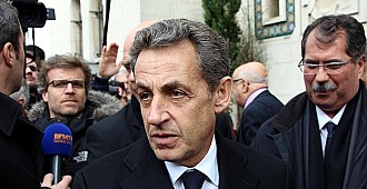 Sarkozy'ye ağır darbe