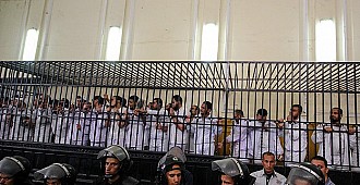 Mısır'da darbe karşıtlarına ceza…