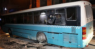 Otobüse molotoflu saldırı