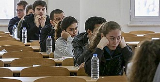 "En mutsuz" öğrenciler Türkiye'de