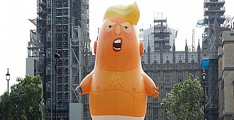 'Bebek Trump' balonu havada