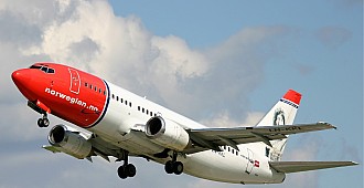 Norveç uçağı faciadan döndü