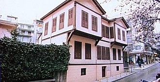 Komşudan Atatürk Evi'nde evlilik…