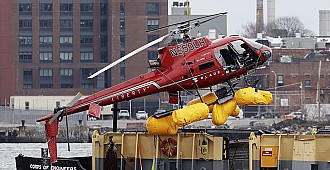 New York'un ortasına helikopter düştü