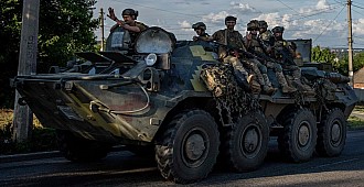 Ukrayna güçleri Herson'a ilerliyor