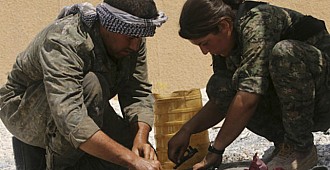 Kürt kadınlar IŞİD'e karşı savaşıyor!..