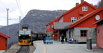 Norveç'te tren istasyonlarında sıcaklık…