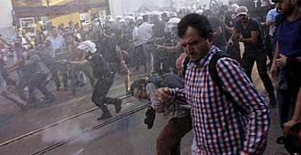 Taksim'de müdahale ve gözaltı
