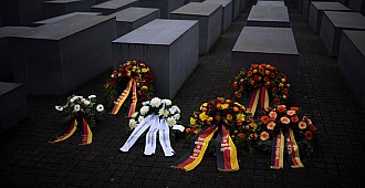 Almanya'da Yahudi Soykırımı kurbanları…
