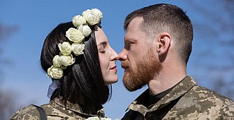 Ukrayna'da nikah sayılarında rekor…