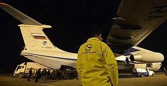 Suriye'de Rus uçağının biri inip…