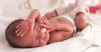 Prematüre bebeklerde ROP muayenesi şart