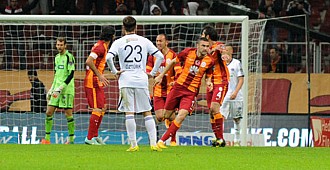 Galatasaray öldü öldü dirildi: 2 - 1
