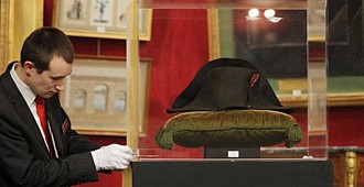 Napolyon'un şapkasına 1.9 milyon…