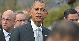 Toplantıda sakız çiğneyen Obama Çinlileri…