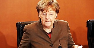 Merkel gene geliyor