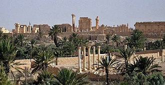 IŞİD Palmyra'yı yokediyor