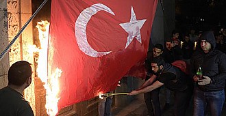 Erivan'da Türk bayrağını yaktılar