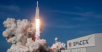 SpaceX Falcon 9 ABD'deki Cape Canaveral'dan…