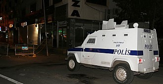 Diyarbakır'da kaymakamlığa bombalı saldırı