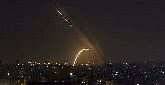 İsrail Gazze'yi yine bombaladı