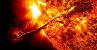 Güneş'teki patlamaların görüntüleri…