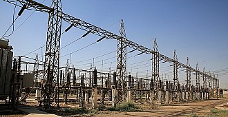 Elektrik kesintileri muhalefete yaradı