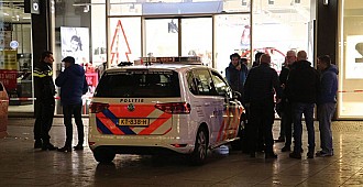 Bıçaklı terör Hollanda'ya sıçradı