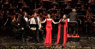 14. İstanbul Opera Festivali Gala Konser'le…