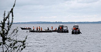90 yolcu taşıyan tekne battı 29 ölü!..