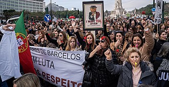 Portekiz'de grevde olan öğretmenler…