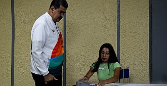 Venezuela'daki referandumda hükümete…