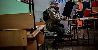Bulgaristan'da halk erken genel seçim…