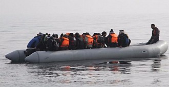 Dikili'de göçmen teknesi battı,…