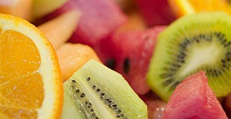 Meyveyi tatlı yapan fruktoz mudur?
