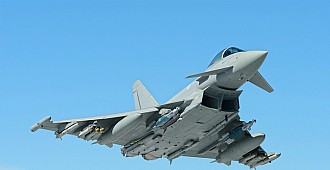 Almanya'da 2 Eurofighter düştü
