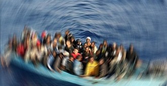 Göçmen botları battı: 100'den fazla…