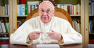 Papa basın özgürlüğüne el attı