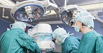 Beyin cerrahisinde ameliyat süreleri kısalıyor