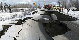 Alaska'da 8.2 büyüklüğünde deprem