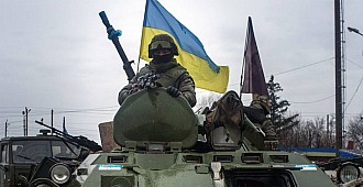 Ukrayna ordusu Donbass'ta zırhlı araçlar…
