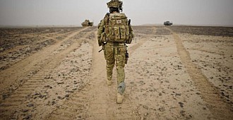 İngiltere Afganistan'dan askerlerini…