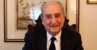 Eski Başbakan Miçotakis öldü