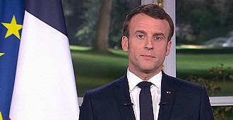 Macron'dan iklim referandumu önerisi