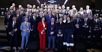 5. Anadolu Medya Ödülleri sahiplerini…