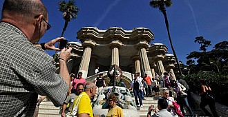 Yunanistan ve İspanya'da turizm patlaması