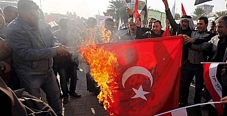 Irak'ta Türk bayrağını yaktılar