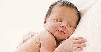 Prematüre bebeklerin gelişiminde ebeveynlerin…